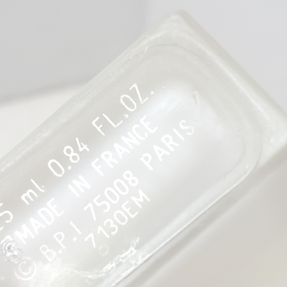 Light Blue by Dolce & Gabbana Perfume for Women 0.84 fl oz Spray Made in France - Picture 6 of 6